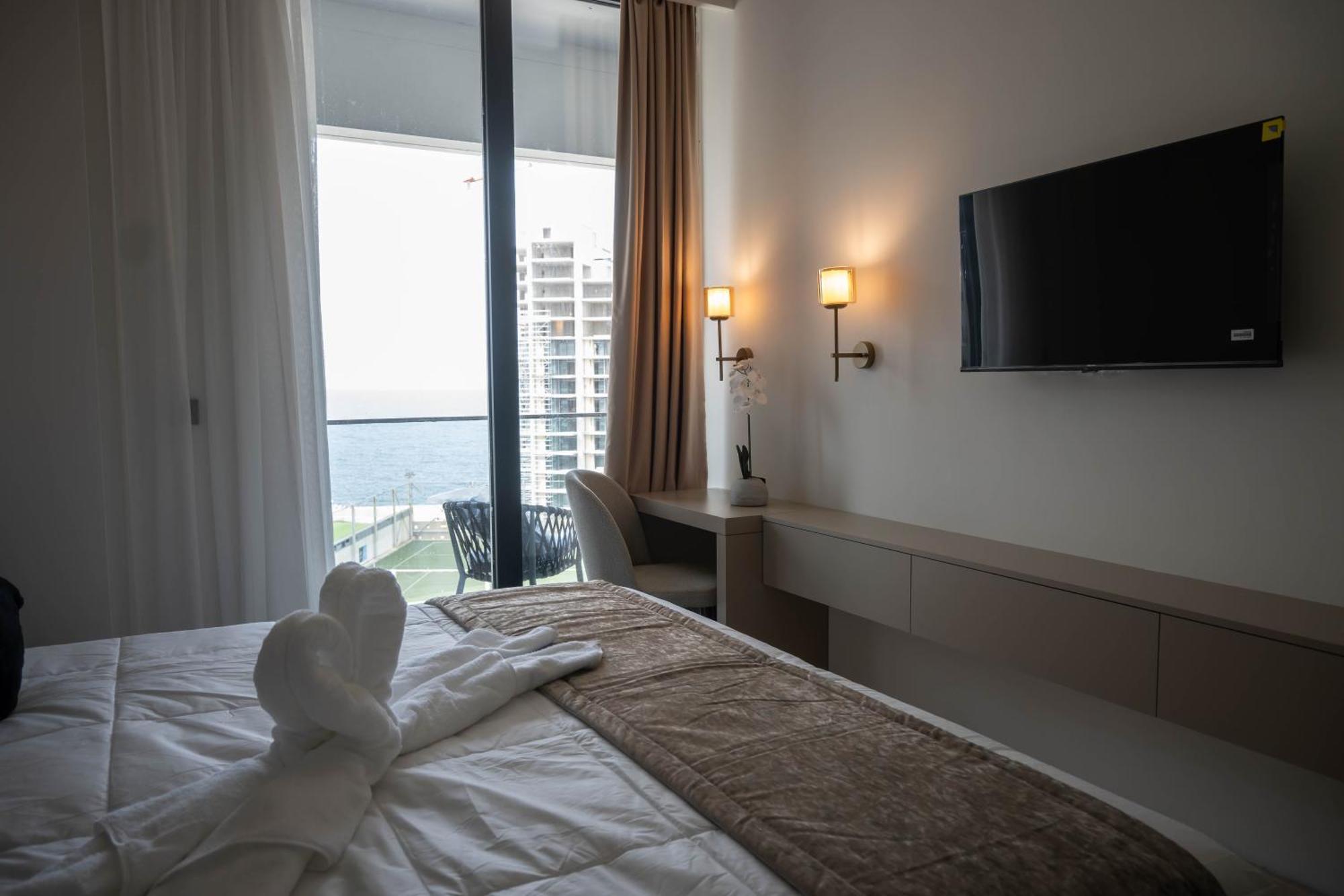 Best View Fortina Luxury Suites Sliema Buitenkant foto